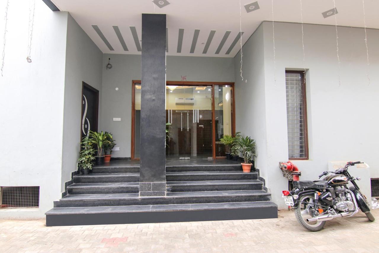 Fabhotel Moon Trip Mohali Экстерьер фото