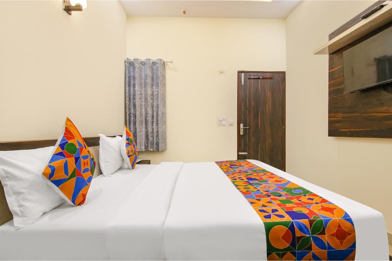 Fabhotel Moon Trip Mohali Экстерьер фото